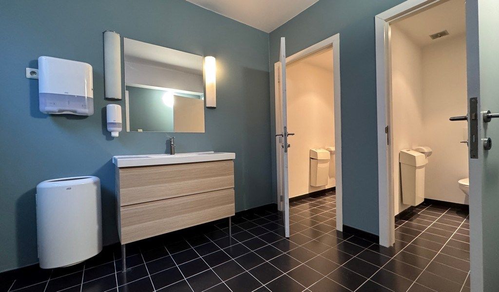 Vernieuwde kantoren te huur vlakbij Eilandje in Antwerpen foto 17