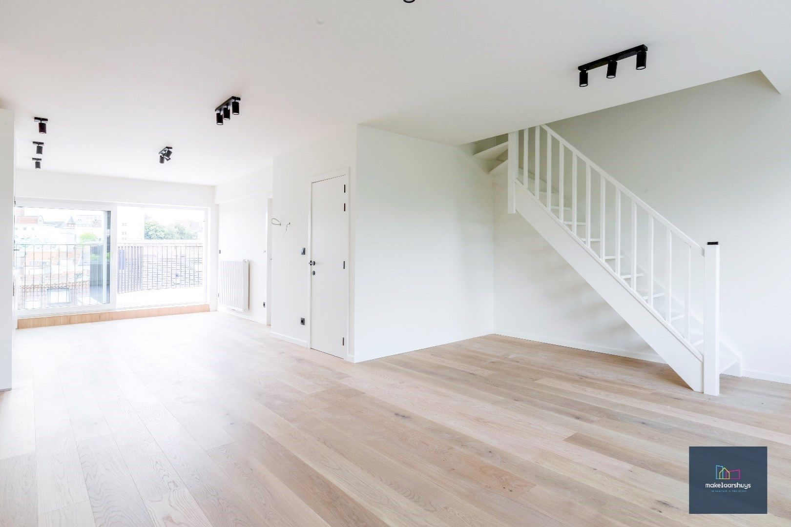Prachtige penthouse met 2 slaapkamers en  groot terras met uniek uitzicht foto 7
