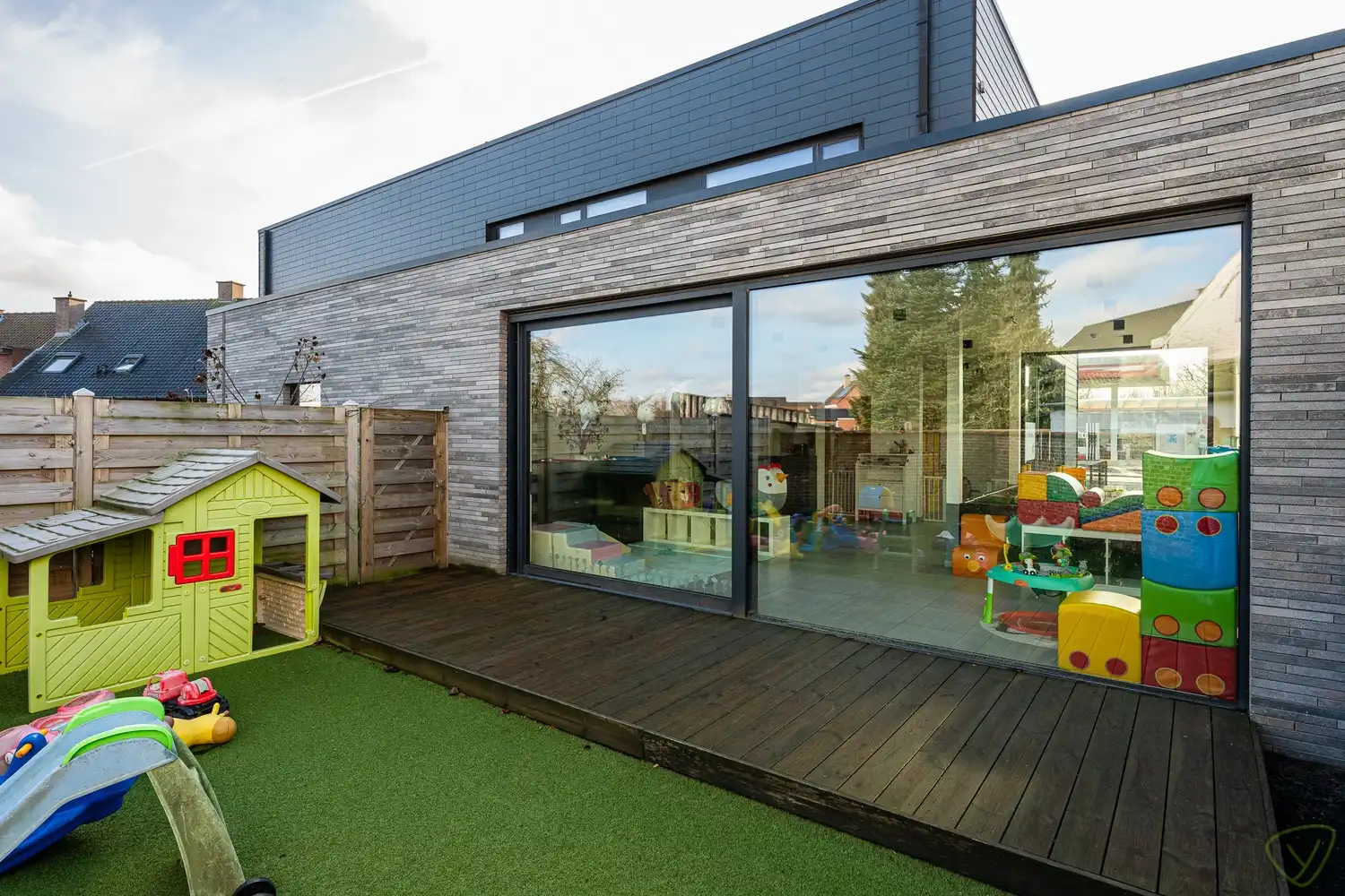 Vernieuwbouw woning met praktijkruimte op topligging met uitstekende zichtbaarheid in Evergem foto 30