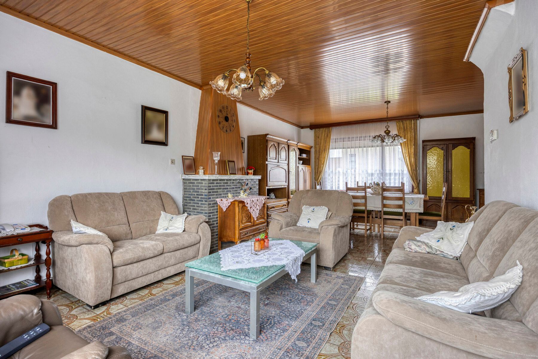 Charmante mijnwerkerswoning met 4 slaapkamers, en 2 badkamers. foto 8