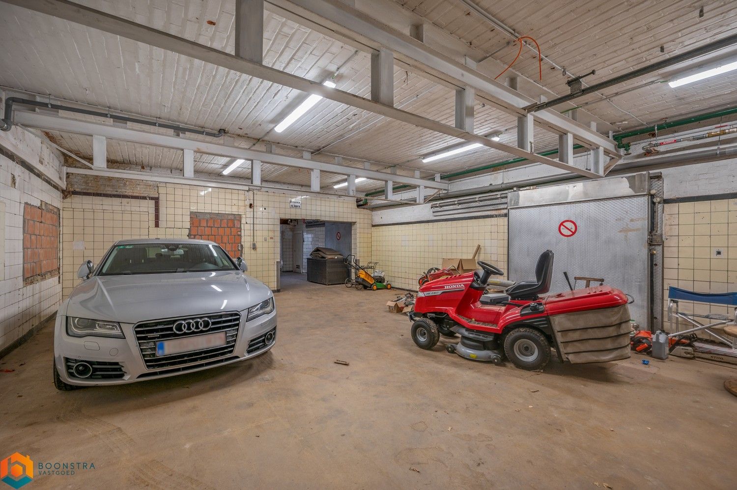 Ruime opslagplaats +- 363&nbsp;m² foto 7