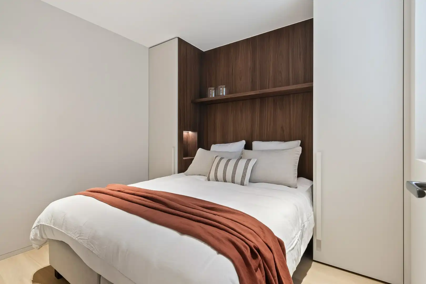 Milenka - Appartement 7e verdieping – Verfijnde rust met zicht op de horizon foto 12