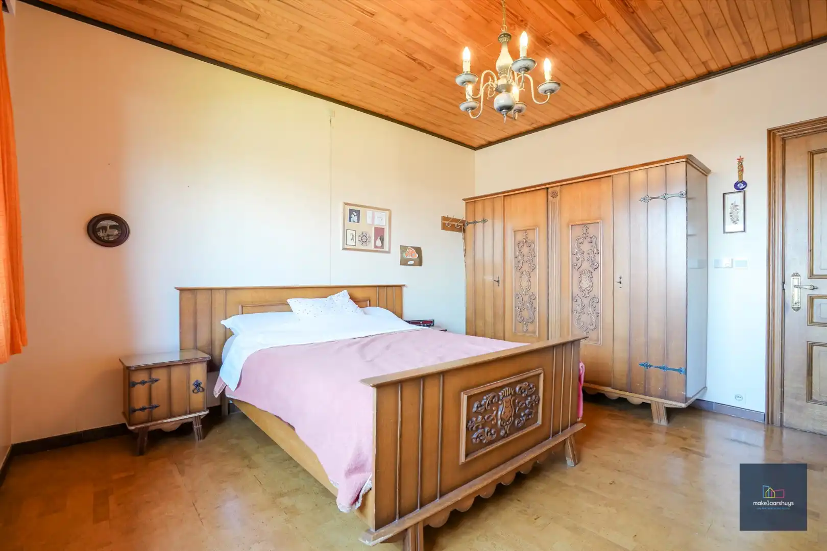 Ruime bungalow met garage op 1980m² grond  foto 13