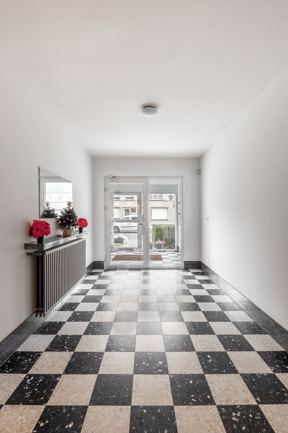 Mooi hoekappartement met open keuken en 1 slaapkamer foto 24