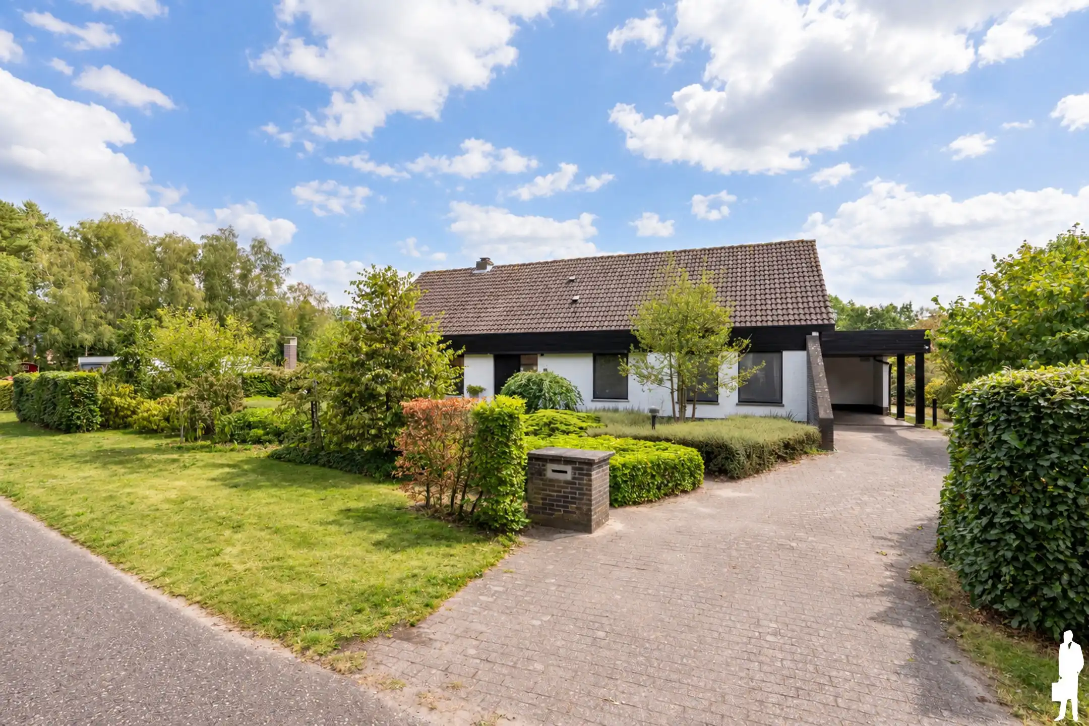 Rustig gelegen villa | 6 slks | 1.705 m² | zuidgericht foto 27
