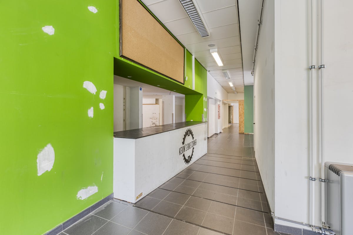 Commerciële ruimte van 428m2 in hartje Hasselt foto 7