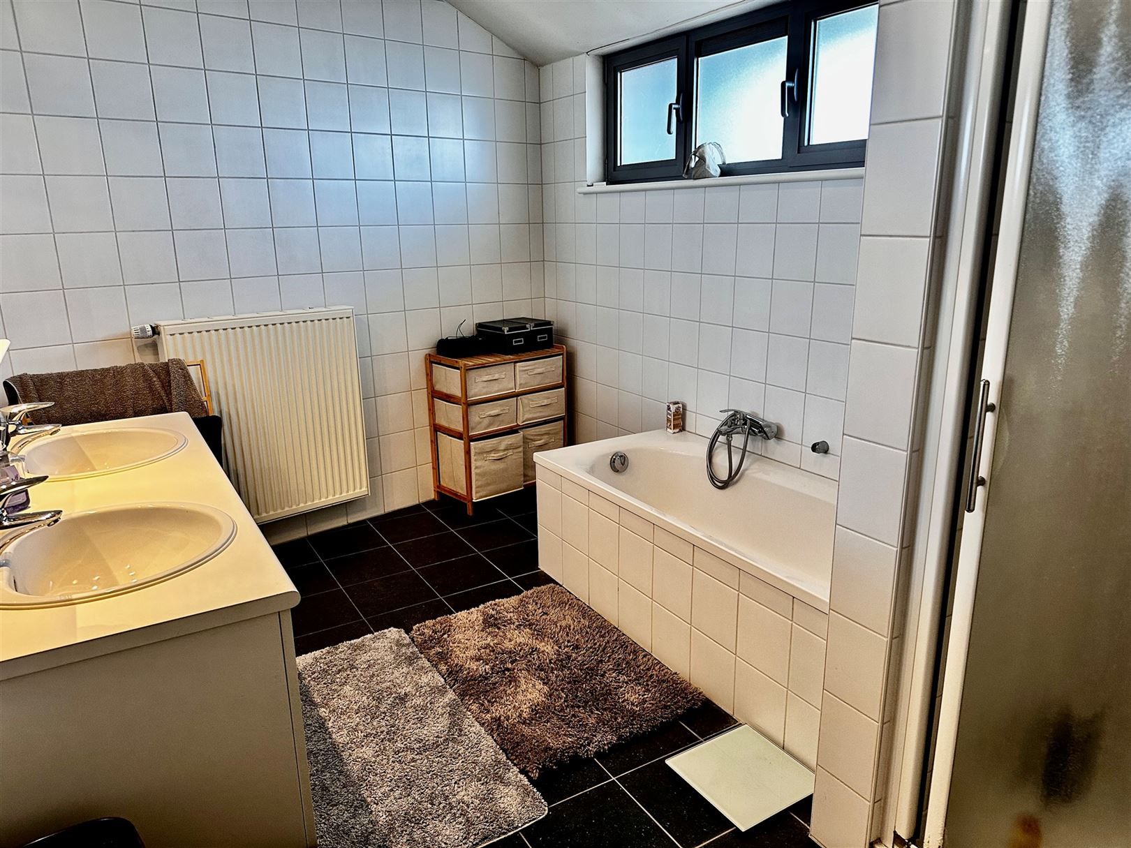 Instapklaar appartement te huur in centrum Kruishoutem foto 8
