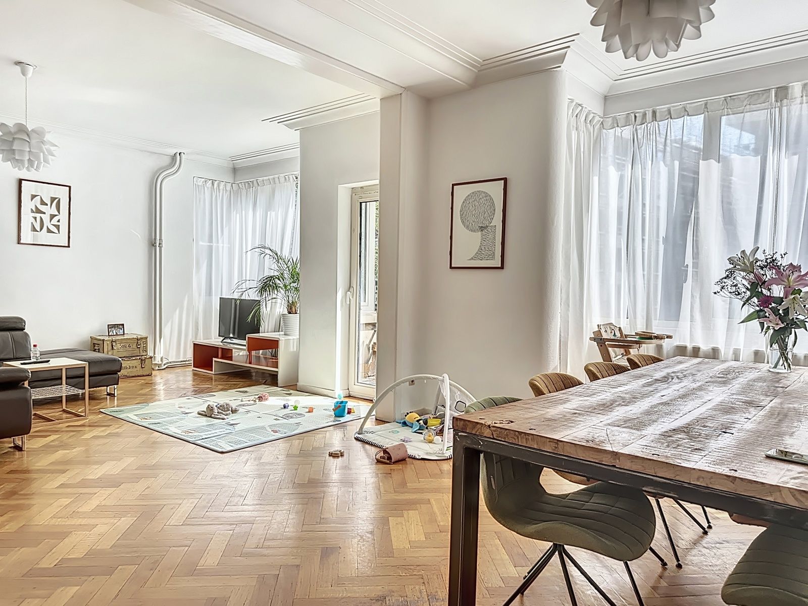 Ruim (163 m²) appartement op toplocatie foto 3