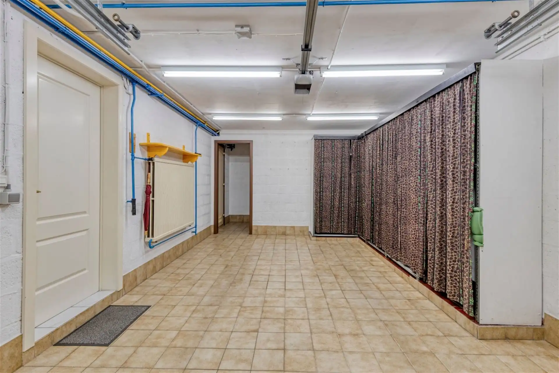 Ruime, instapklare woning met 4 slpks en lage EPC score! foto 16