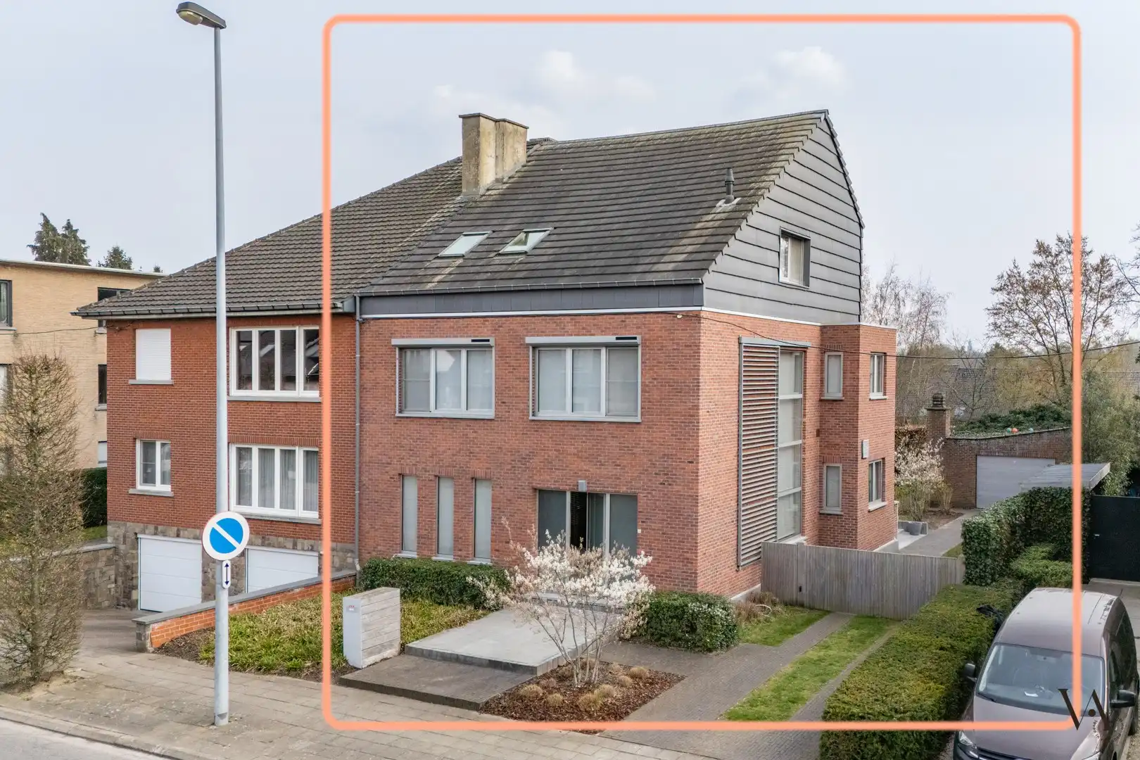 Prachtig gerenoveerde, ruime gezinswoning in de gegeerde Spaanse Kroonwijk foto 2