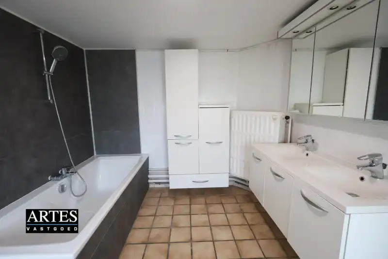 Woning met 4 slaapkamers in Bret-Gelieren foto 9