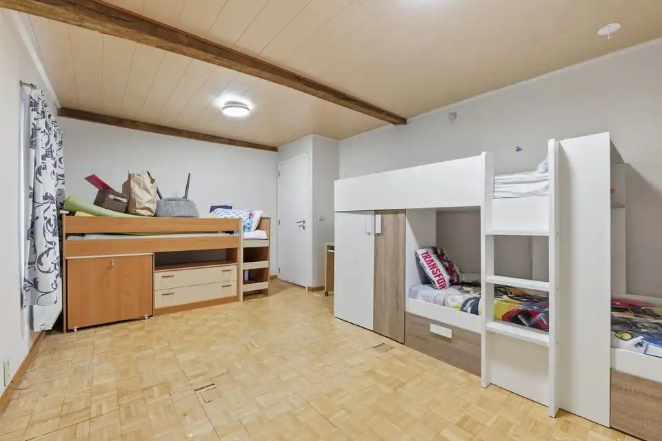 RUIME GEZINSWONING OP EEN MOOI PERCEEL IN RUMMEN foto 24