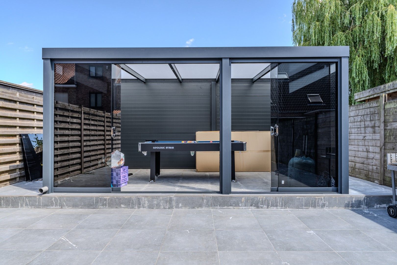 Ruime gerenoveerde woning foto 22