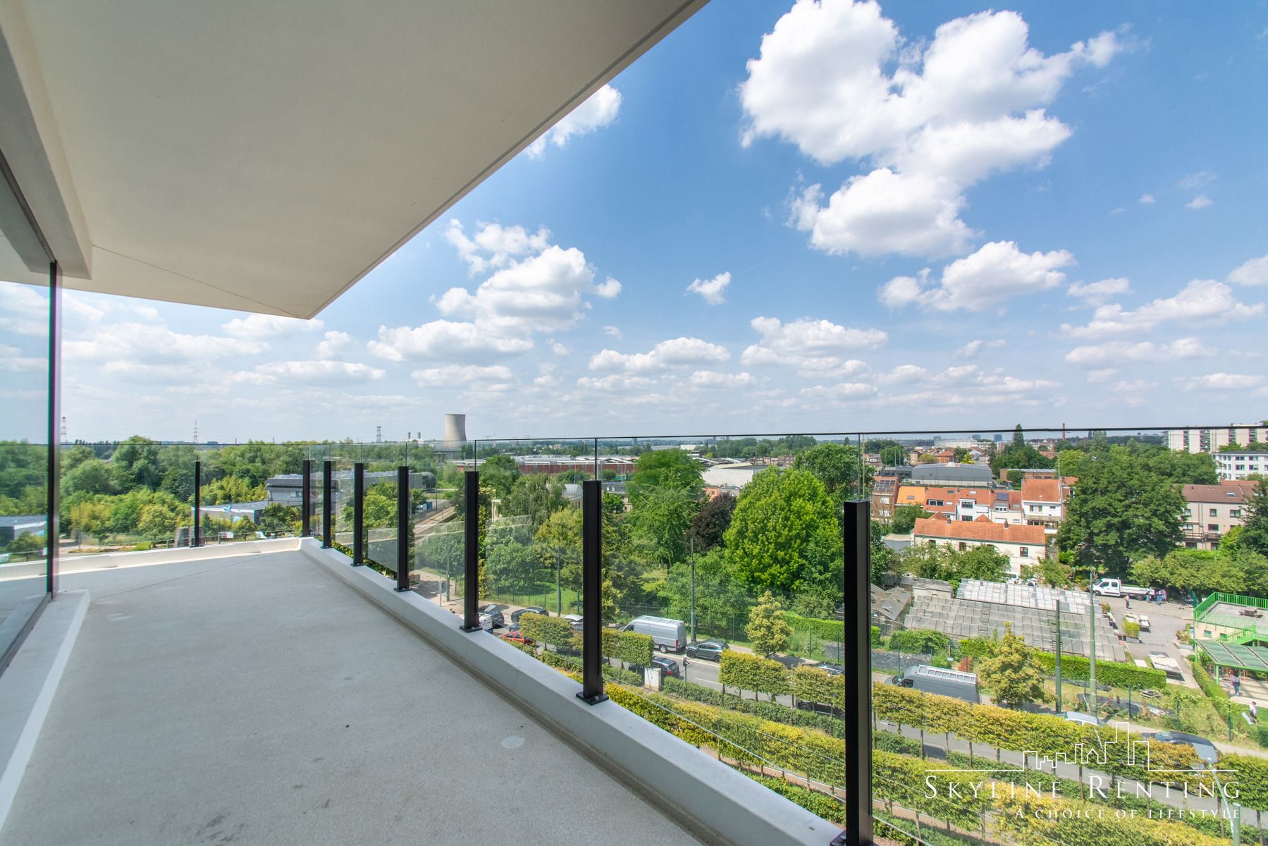 Prachtig gemeubeld 2 slaapkamer appartement met groot TERRAS foto 6