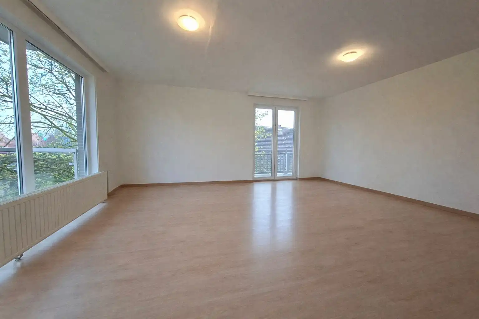 Zonnig hoekappartement foto 4