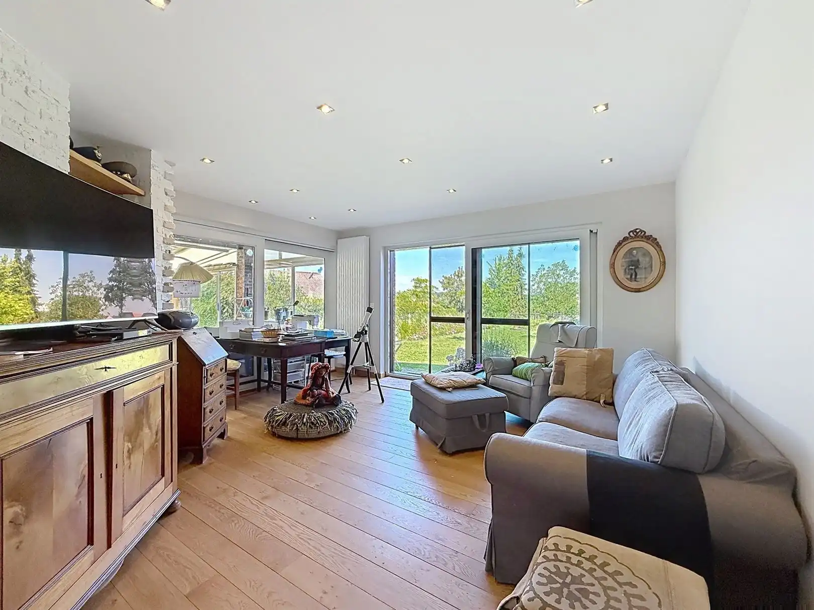 Ruime landelijke woning met 5 slpks, 19a 76ca foto 13