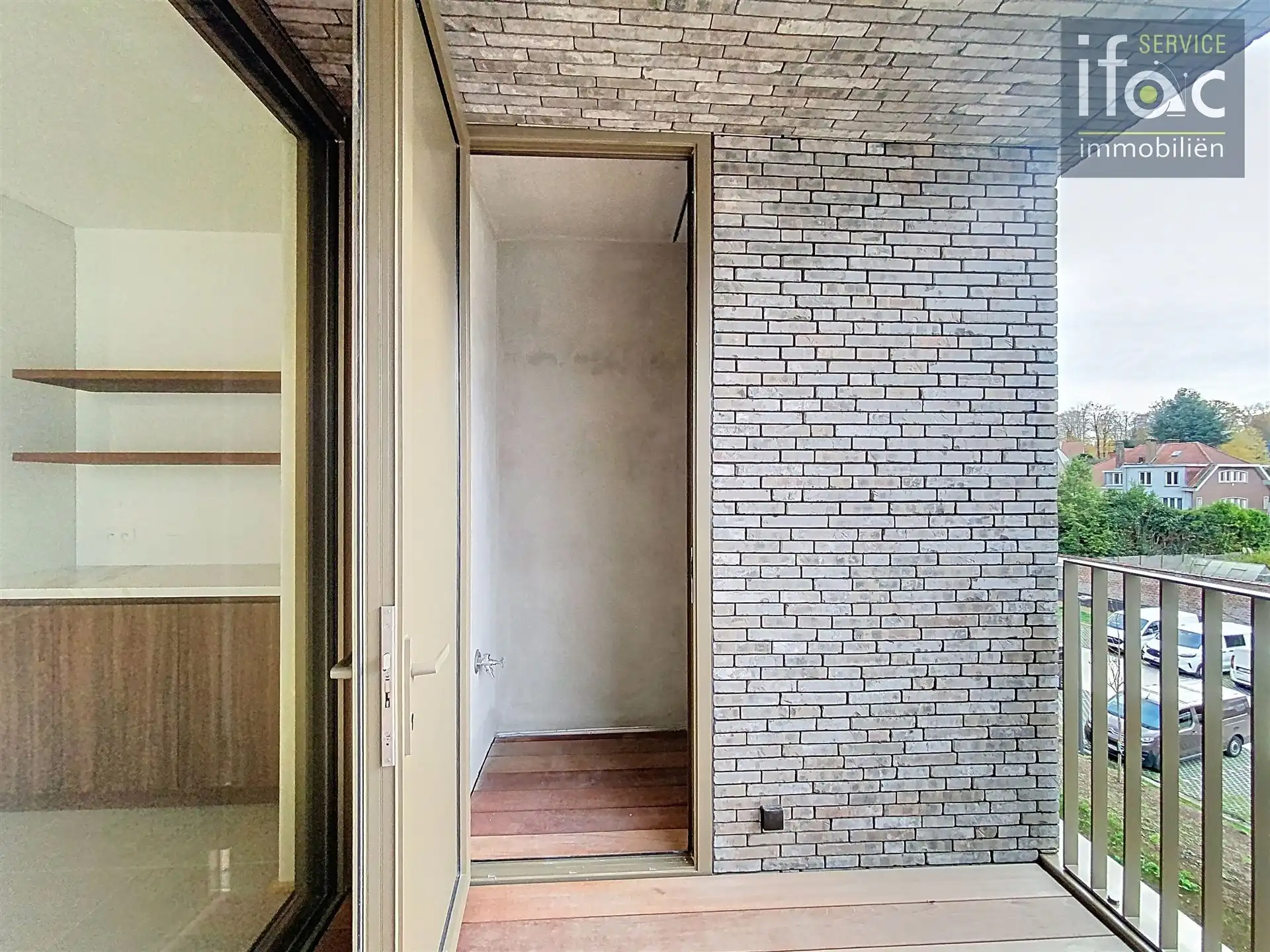 Luxueus appartement met ruim terras en 2 autostaanplaatsen foto 8