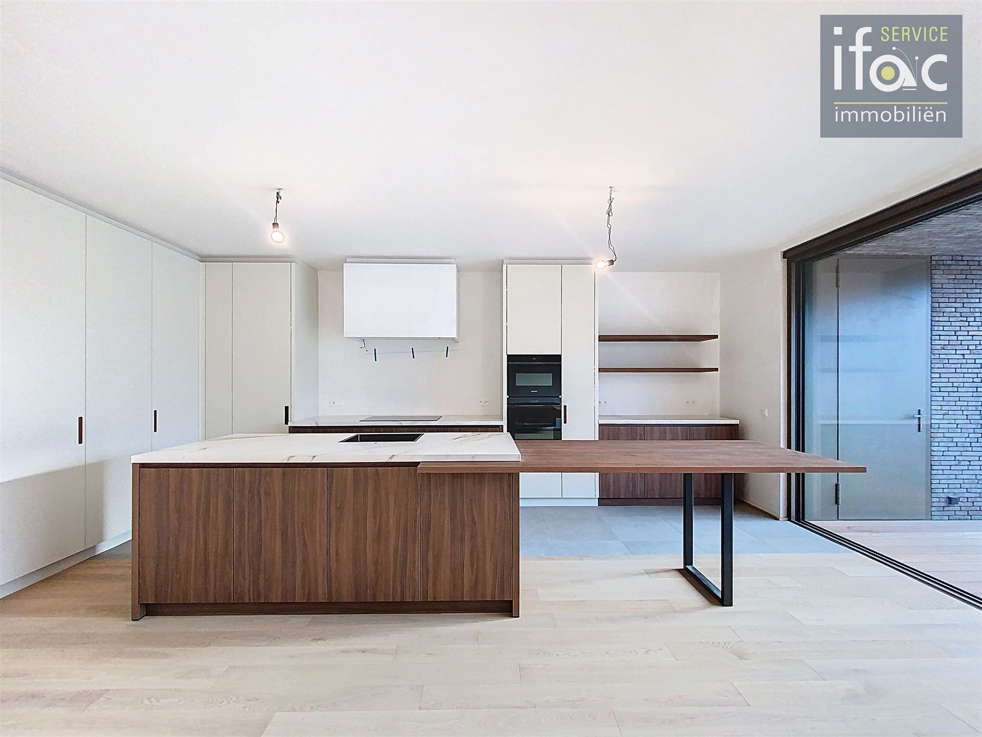 Luxe appartement met ruim terras en 2 autostaanplaatsen op de prestigieuze Panquin site naast het Park van Tervuren foto 8