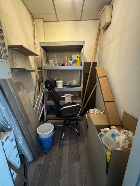 Handelspand tegenover Shopping1 foto 16