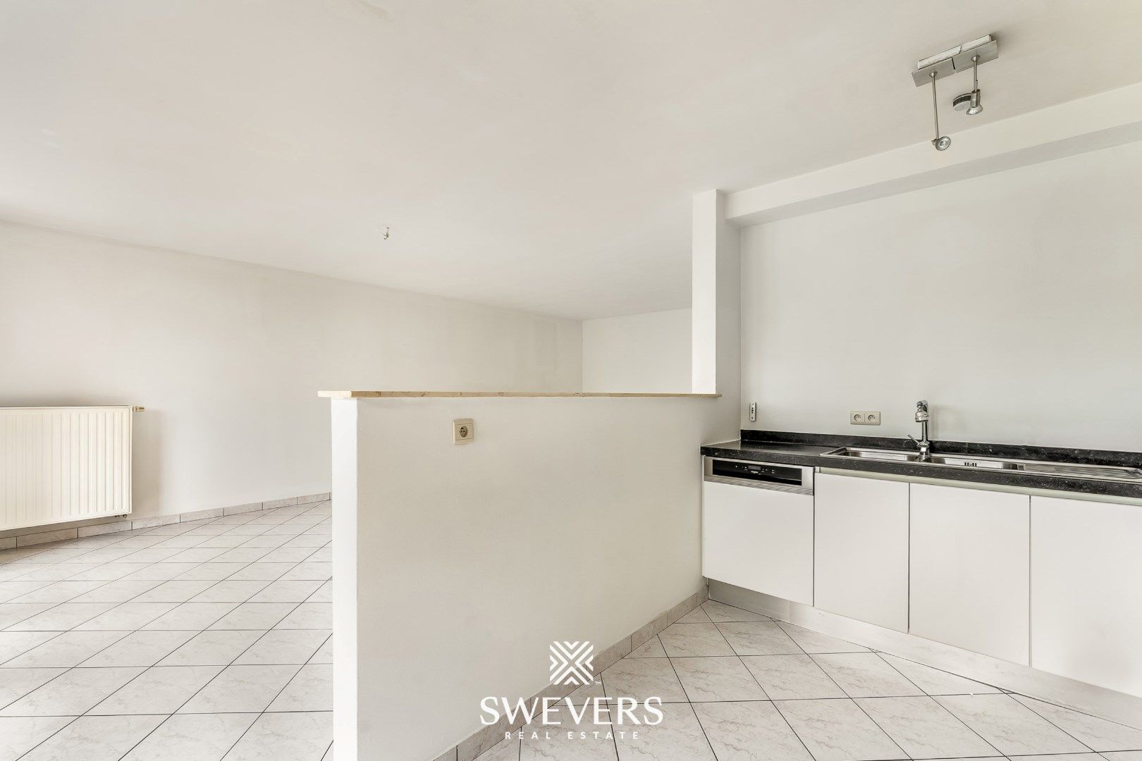 Licht appartement met ruim terras en groen uitzicht in Hasselt centrum foto 10