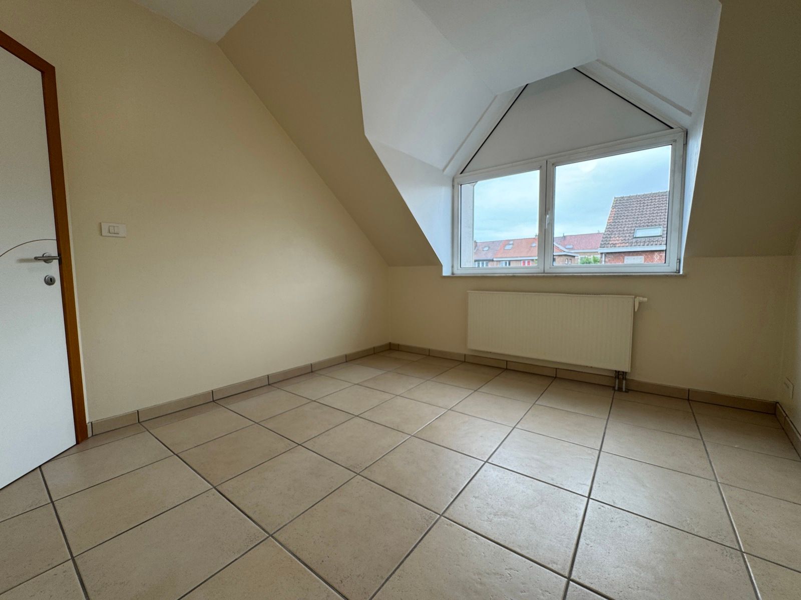 Duplex appartement met 3 slaapkamers en open autostaanplaats foto 12