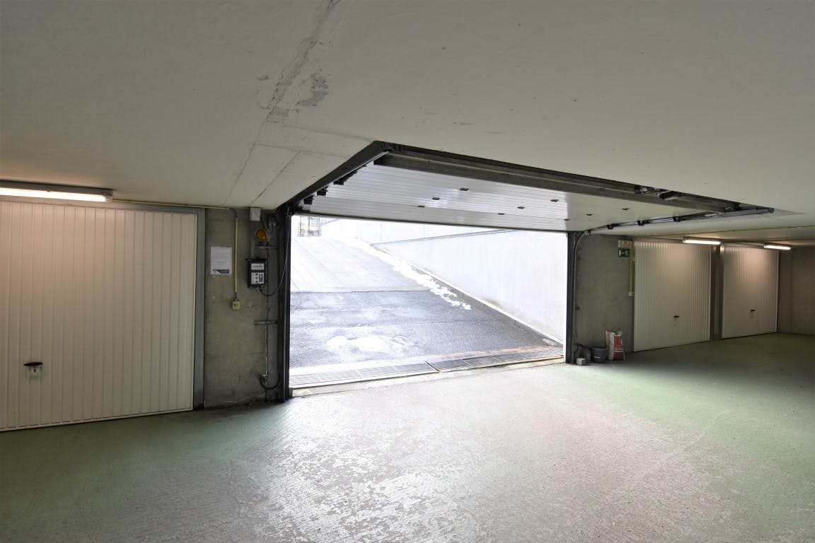 Ondergrondse garagebox te huur in Veurne foto 3