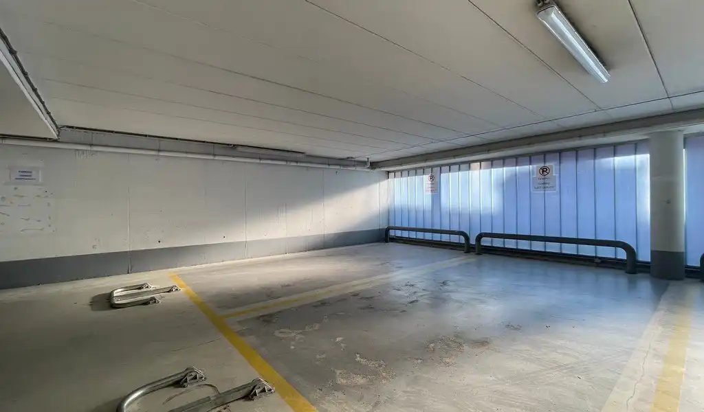 Kantoor/showroom B2B te huur op het Eilandje foto 16