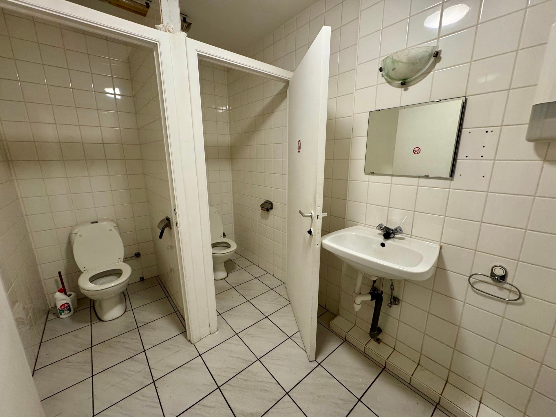 Handelspand met duplex-appartement te Langdorp foto 7