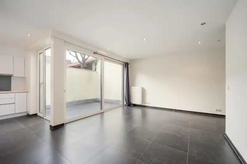 Gerenoveerde rijwoning te centrum Roeselare foto 3