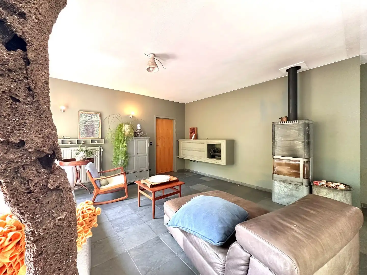 Unieke woning met werkplaats op toplocatie in Tongeren – industrieterrein Overhaam foto 10