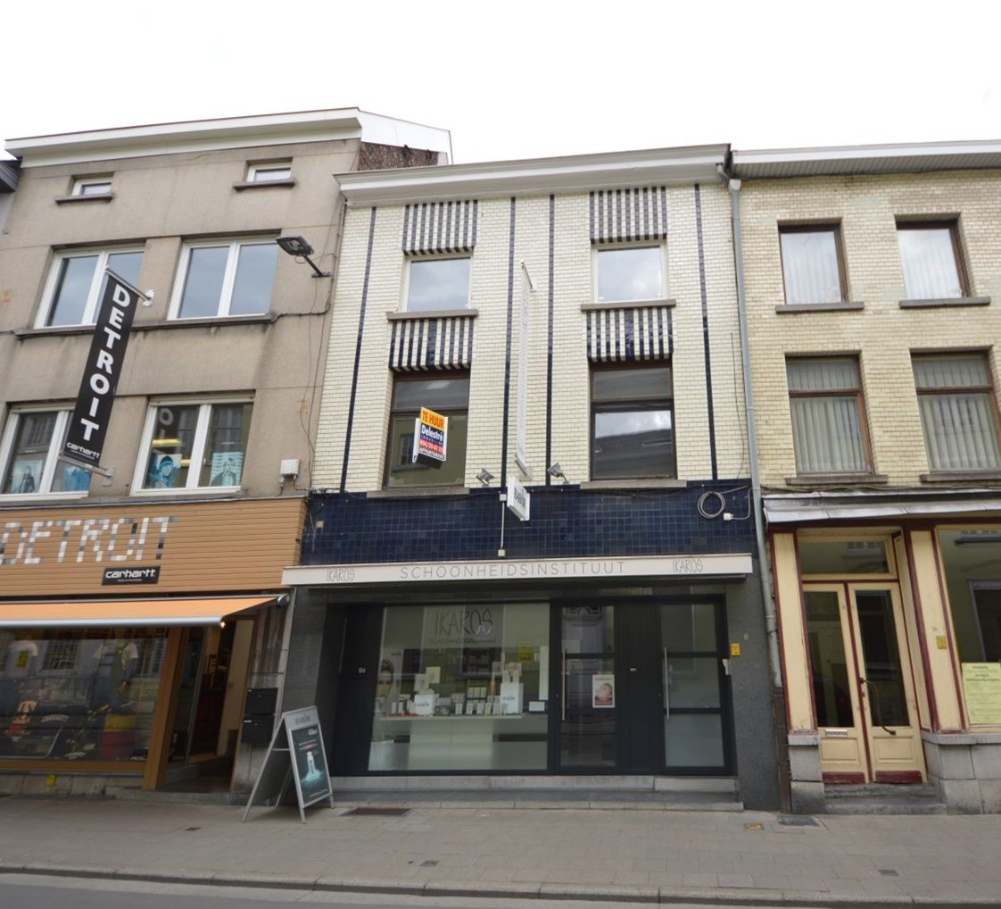 ()=>{if(producerUpdateValueVersion(node),producerAccessed(node),node.value===ERRORED)throw node.error;return node.value} Zwarte Zustersstraat 9 - 9300 Aalst
