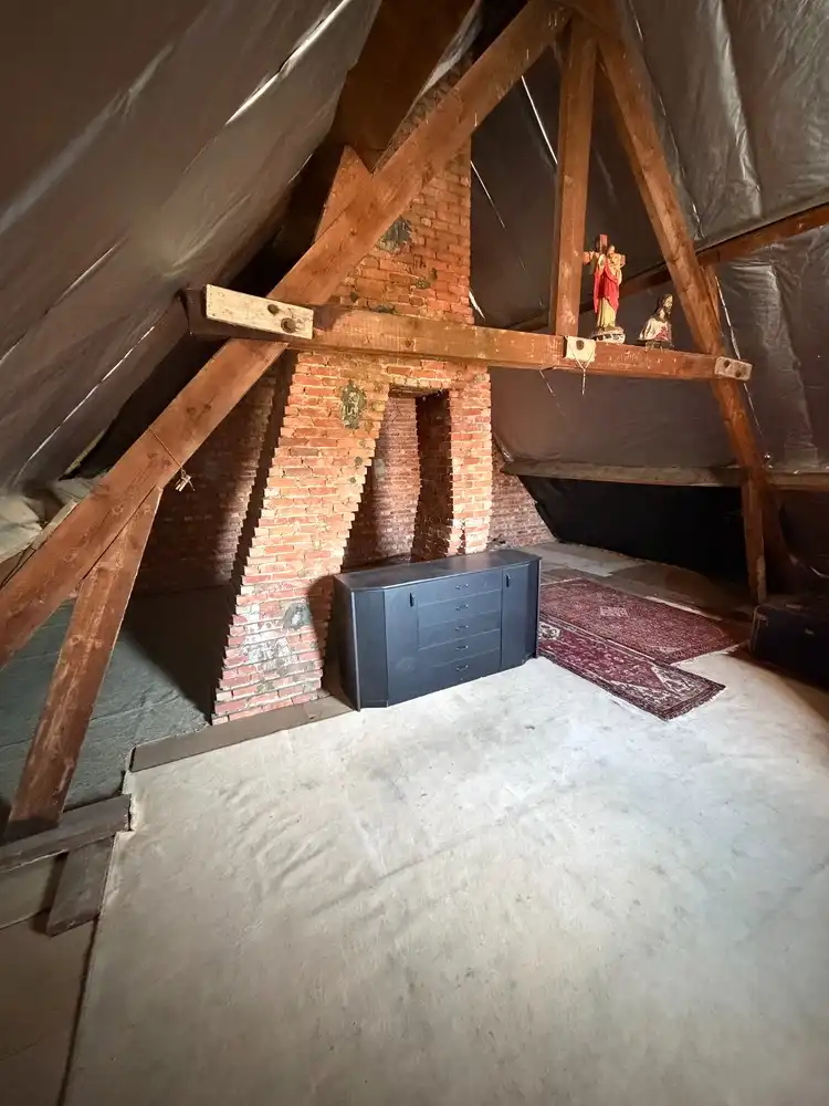 Ruime vrijstaande woning foto 15