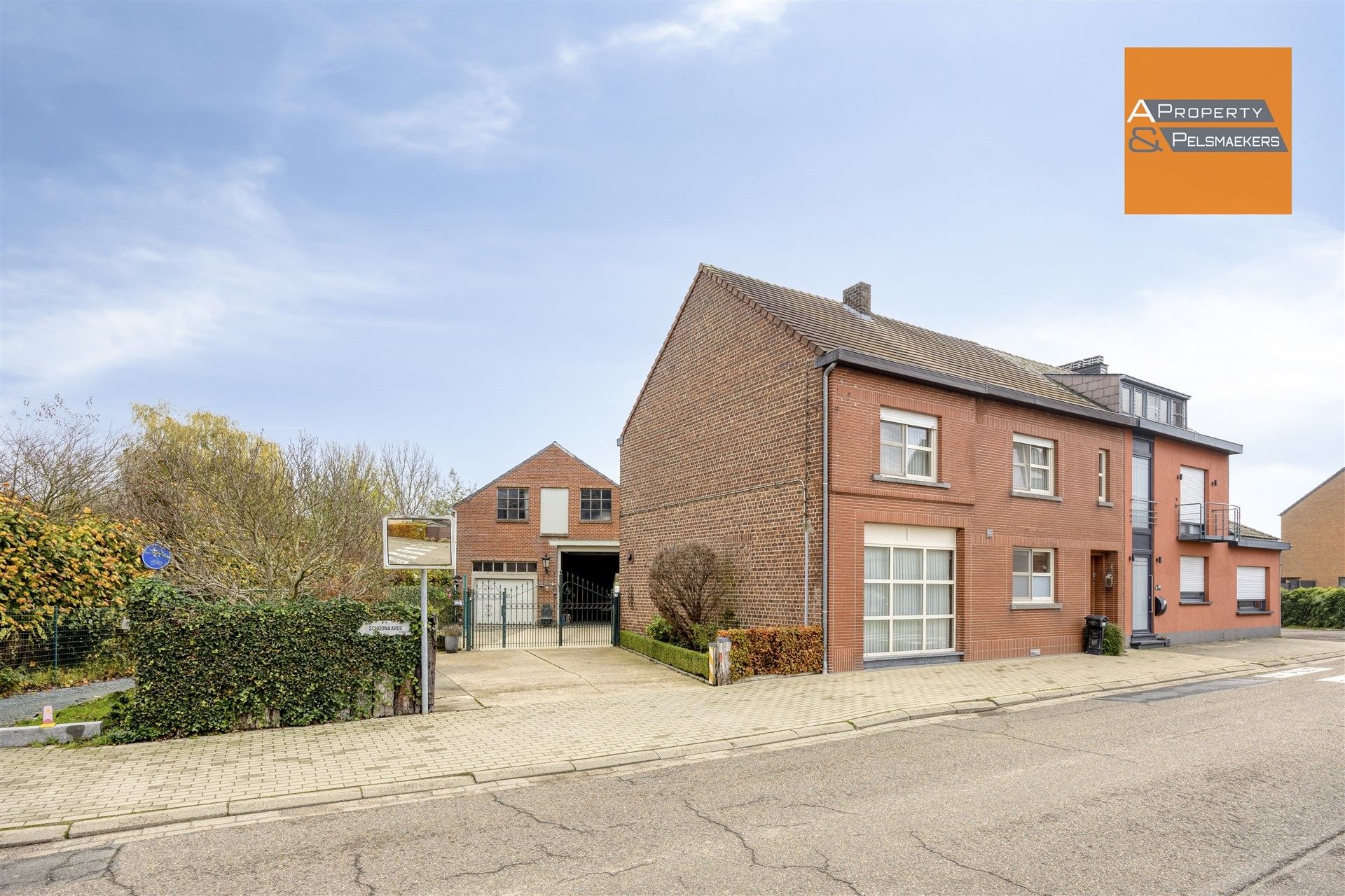 Huis foto {{pictureIndex}}