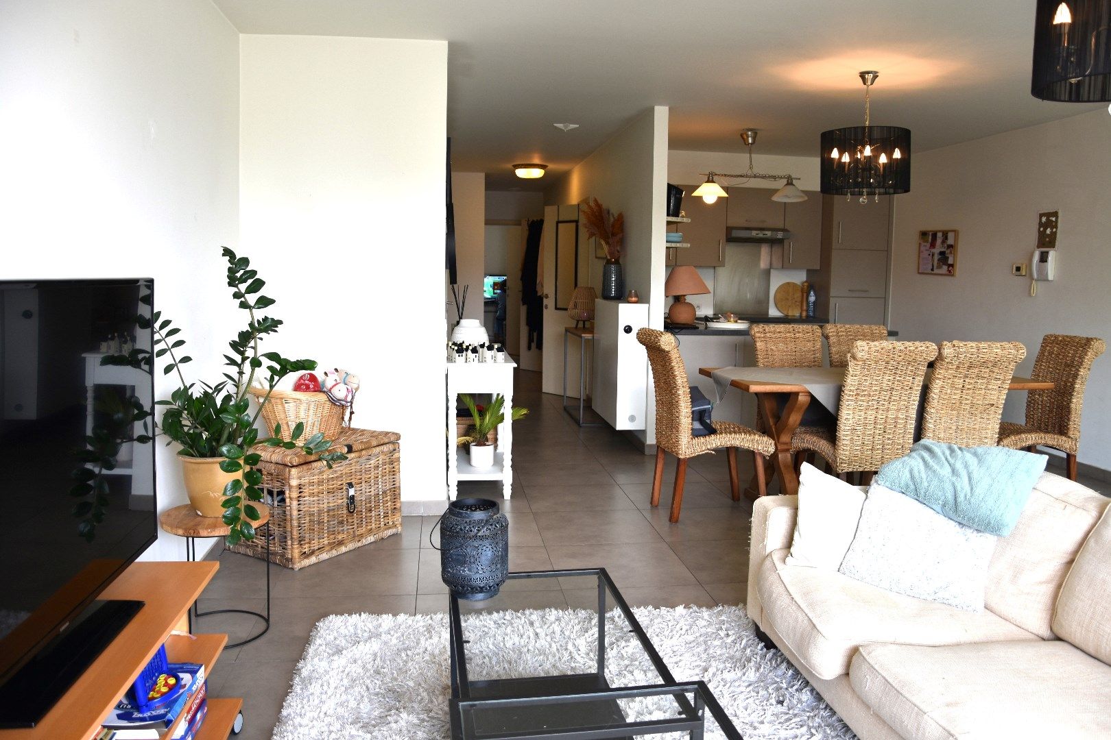 mooi onderhouden 2 slaapkamer appartement foto 6