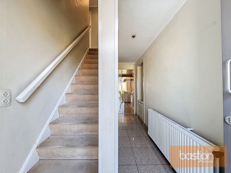 Rustig gelegen woning met 3 slaapkamers foto 2