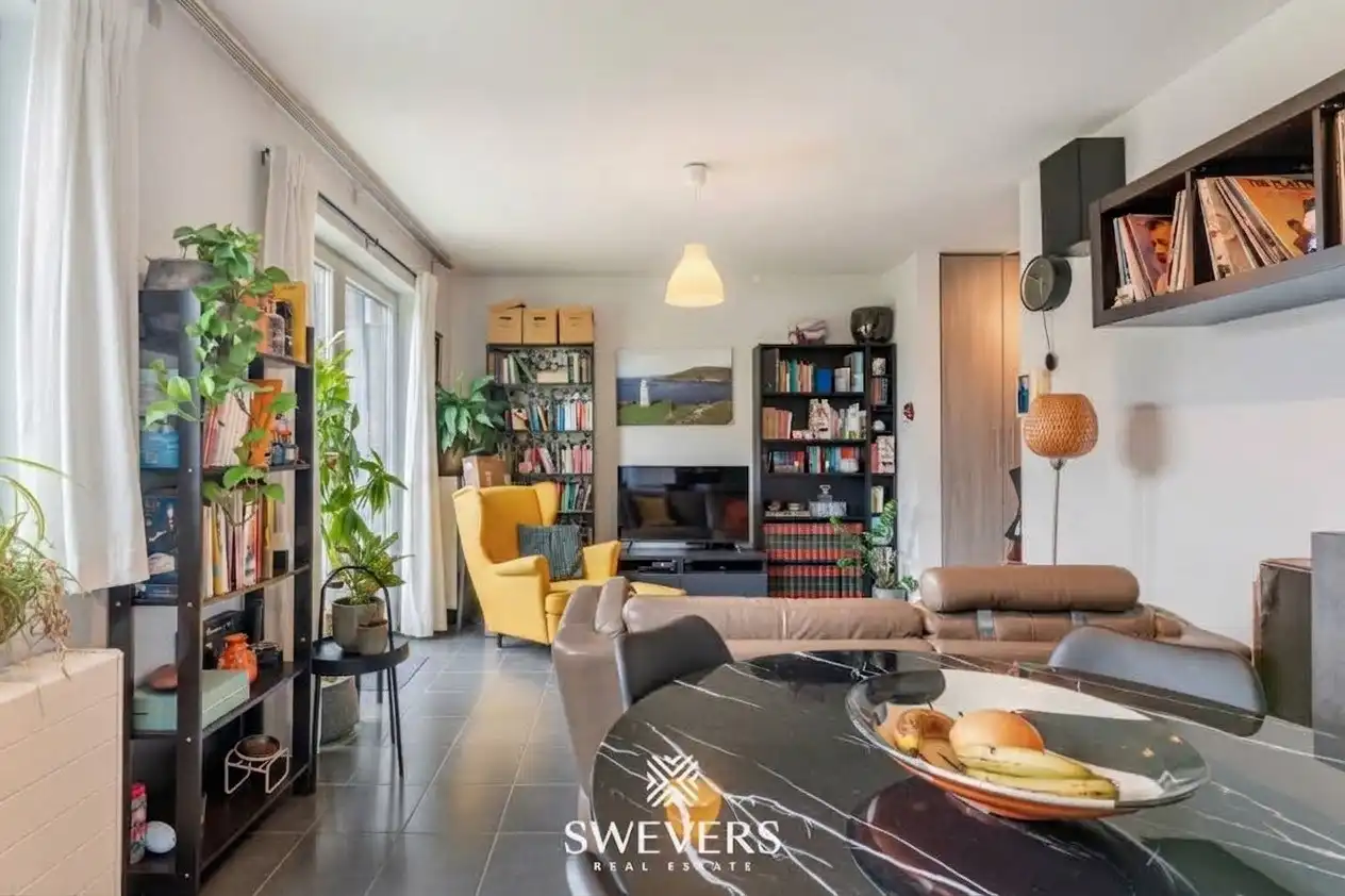 Instapklaar 1-slpk appartement mét terras op TOPlocatie te Hasselt foto 7