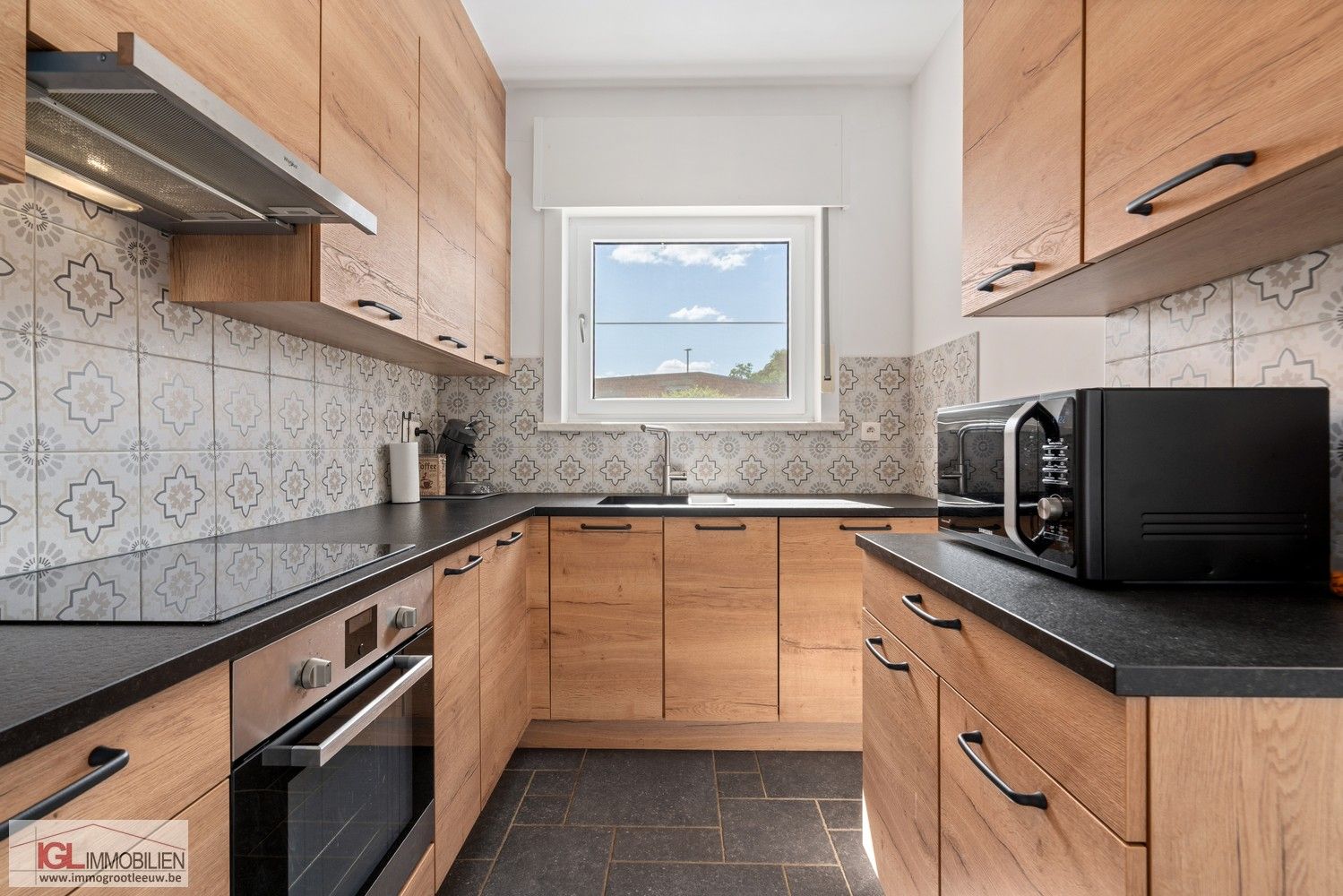 Smaakvol gerenoveerde rijwoning met tuin, garage en uitbreidingsmogelijkheden foto 6