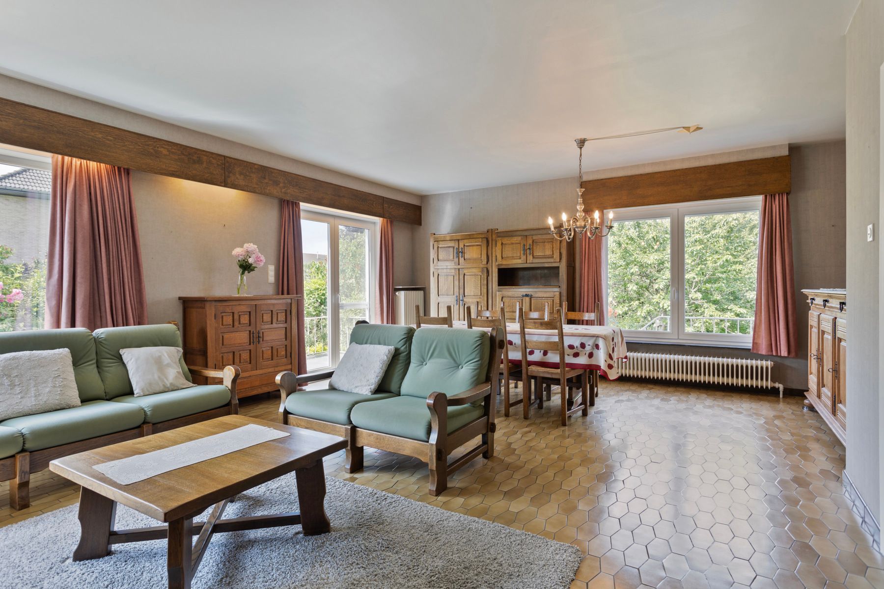 Villa met 4 slpk, tuin, garage en uitbreidingsmogelijkheden! foto 6
