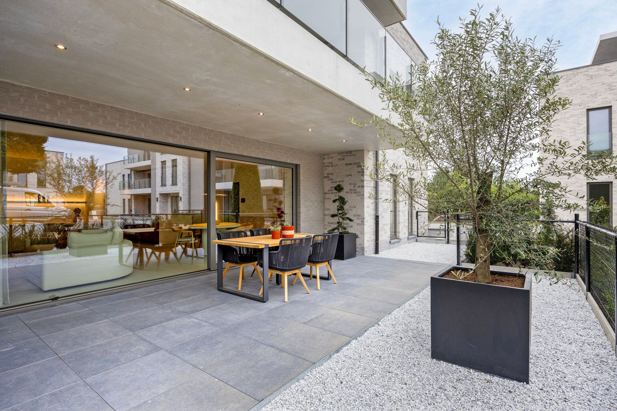 Luxueus nieuwbouwappartement - geniet van 6% btw foto 14