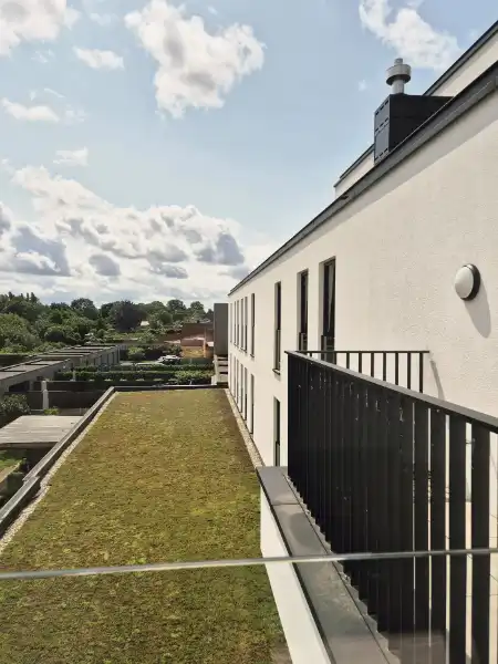 KORTEMARK: Appartement 2.01 met 2 slaapkamers en 3 zitterrassen gelegen op de tweede verdieping van Nieuwbouwresidentie Mila en Nora foto 9