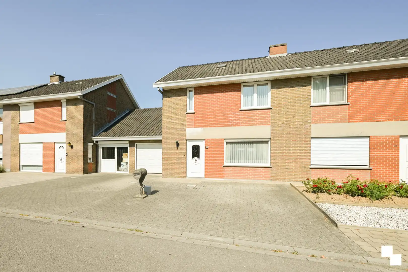 Eengezinswoning met garage gelegen in doodlopende straat te Lendelede foto 39
