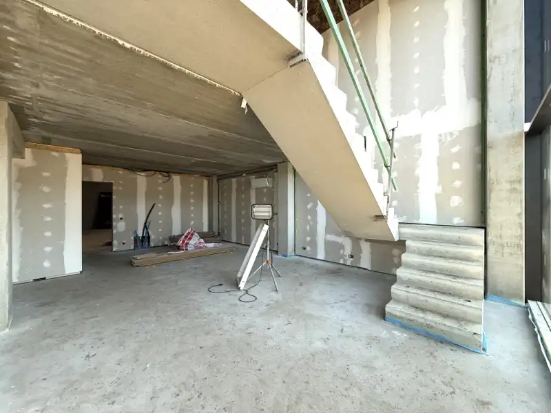 Nieuwbouw KMO-unit 380 m² + 107 m² kantoor op topligging in Evergem foto 12