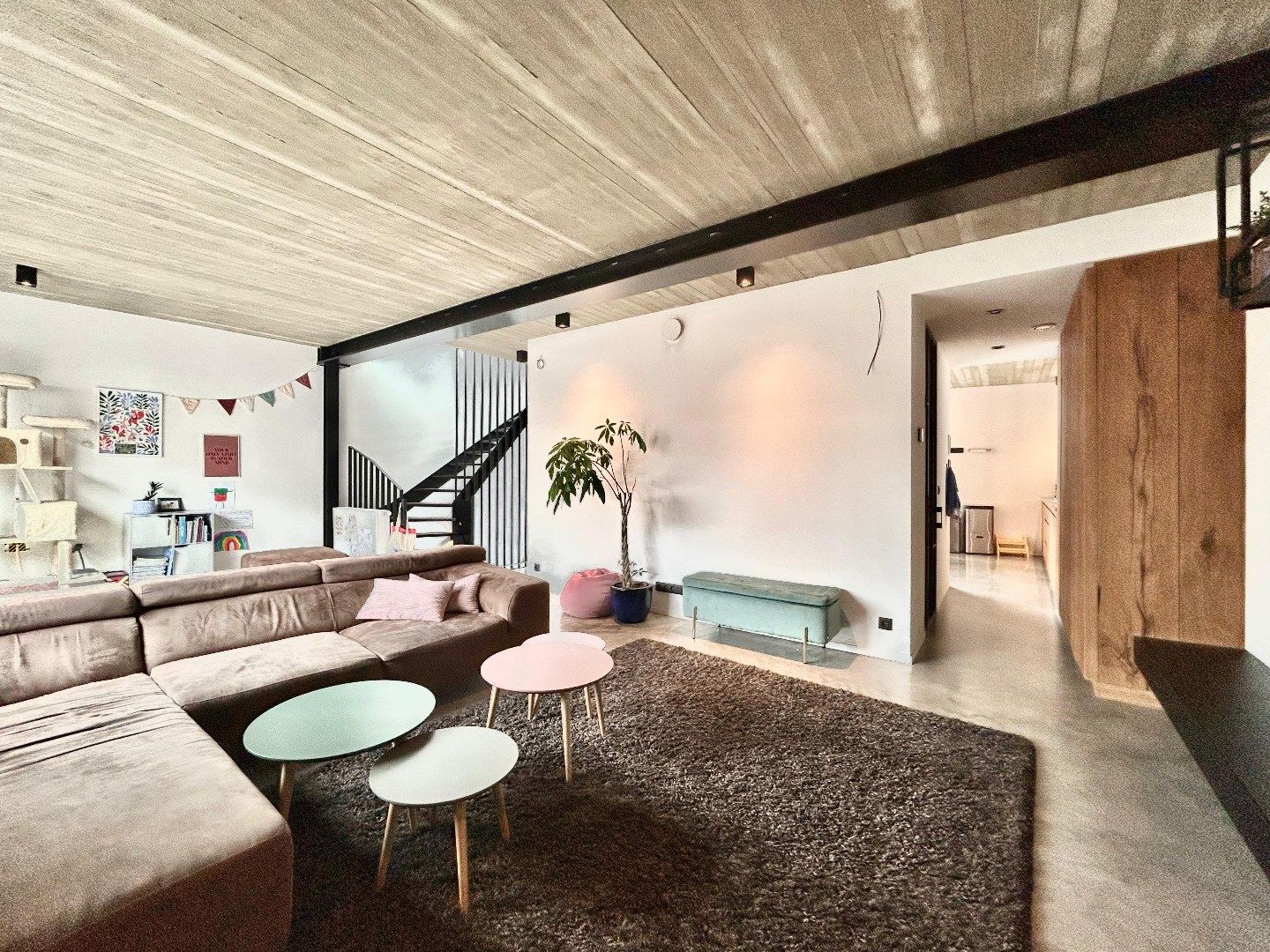 Een unieke woonst op gegeerde locatie met 4 slpk en 2 badk foto 9