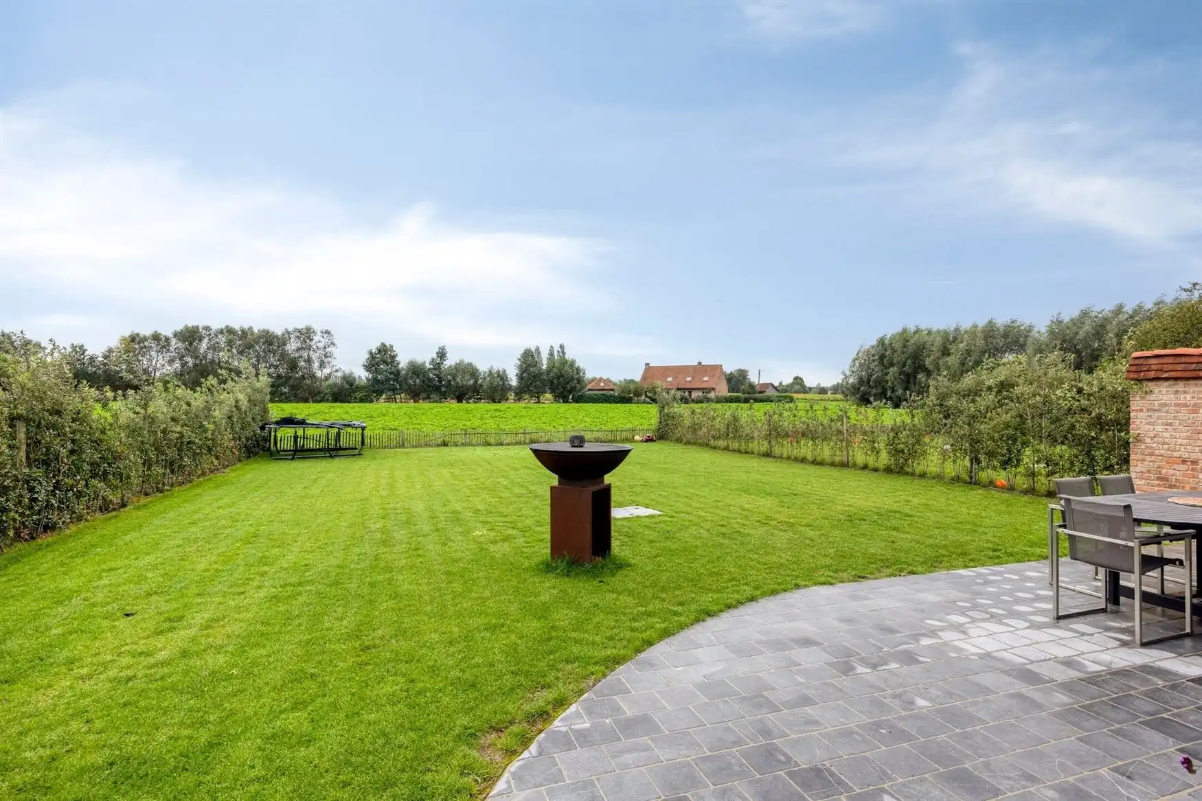Uitzonderlijke nieuwbouwwoning in landelijke stijl foto 21