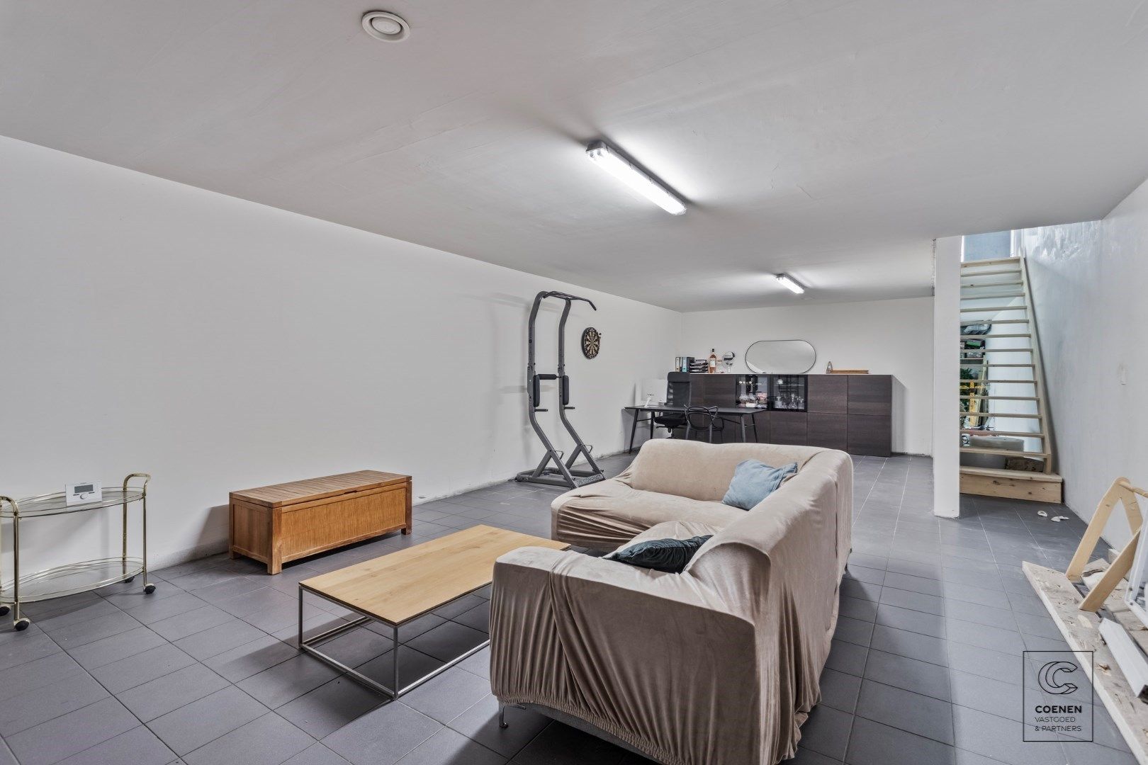 Prachtig verder af te werken HOB van 320 m² in een doodlopende straat! foto 27