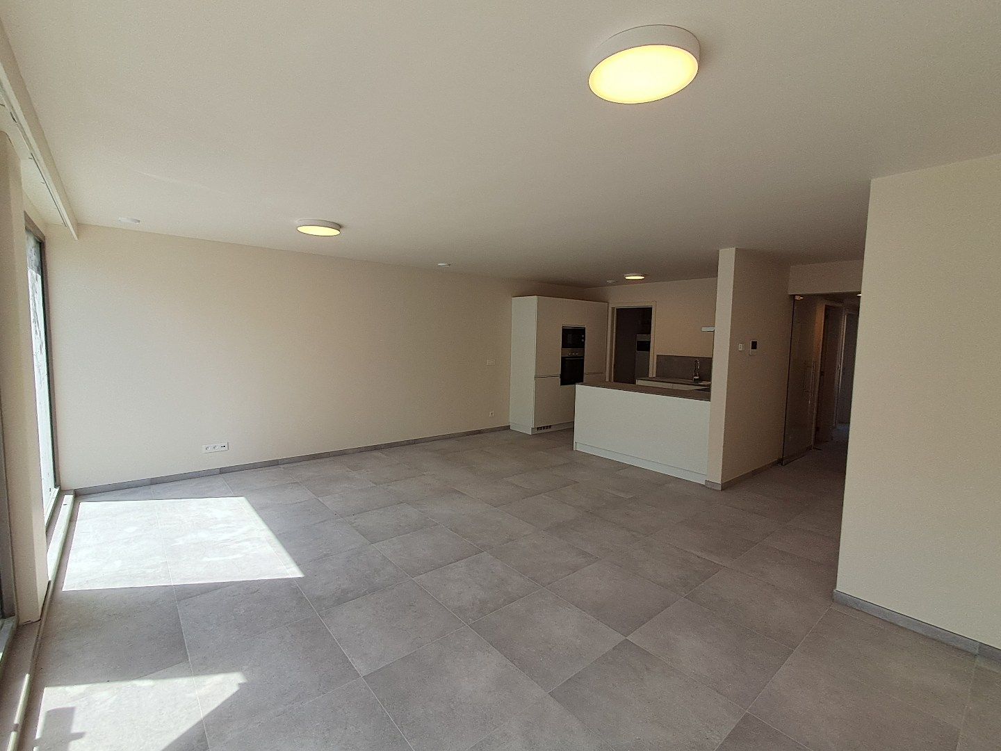 Nieuwbouw appartement te  Sijsele. foto 2
