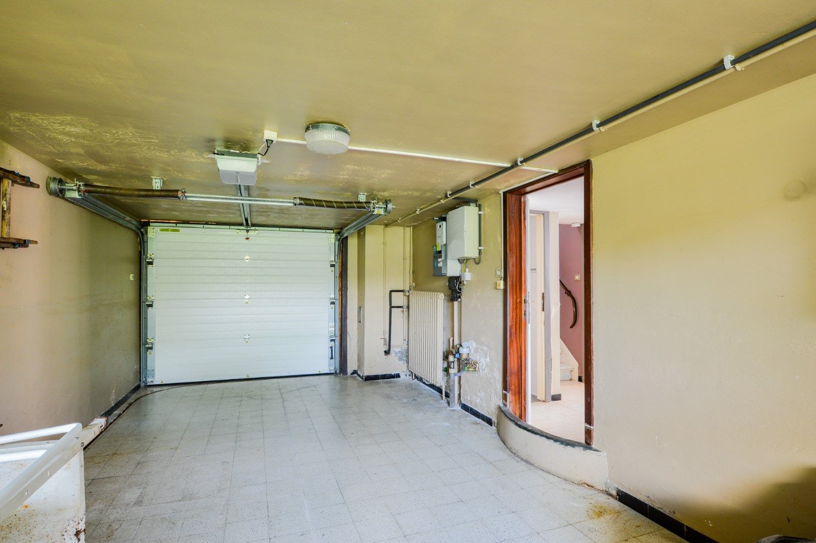 Halfopen bebouwing met 4 slaapkamers en ruime tuin in Zedelgem foto 16
