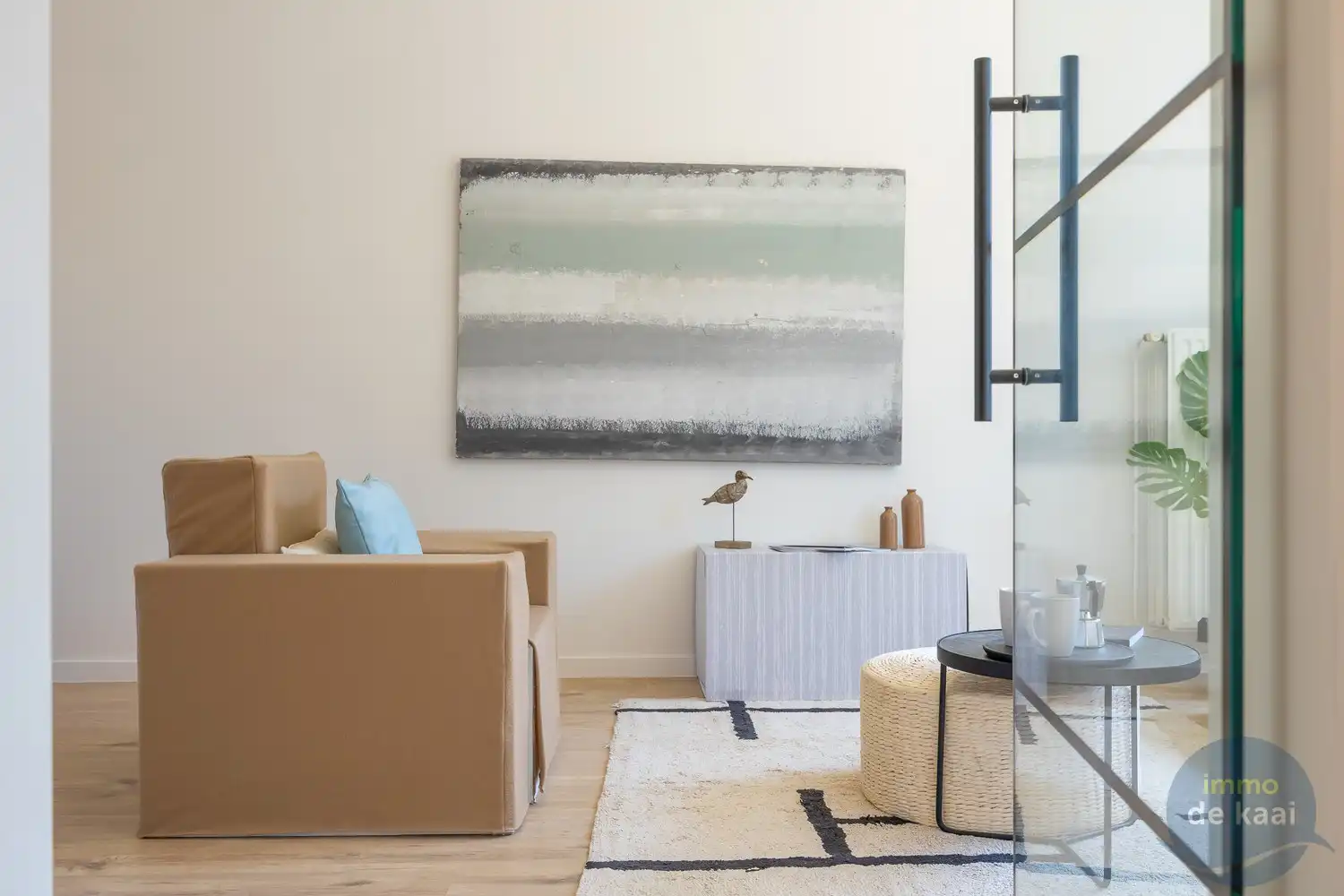 Instapklare woning met 3 kamers en garage. foto 3