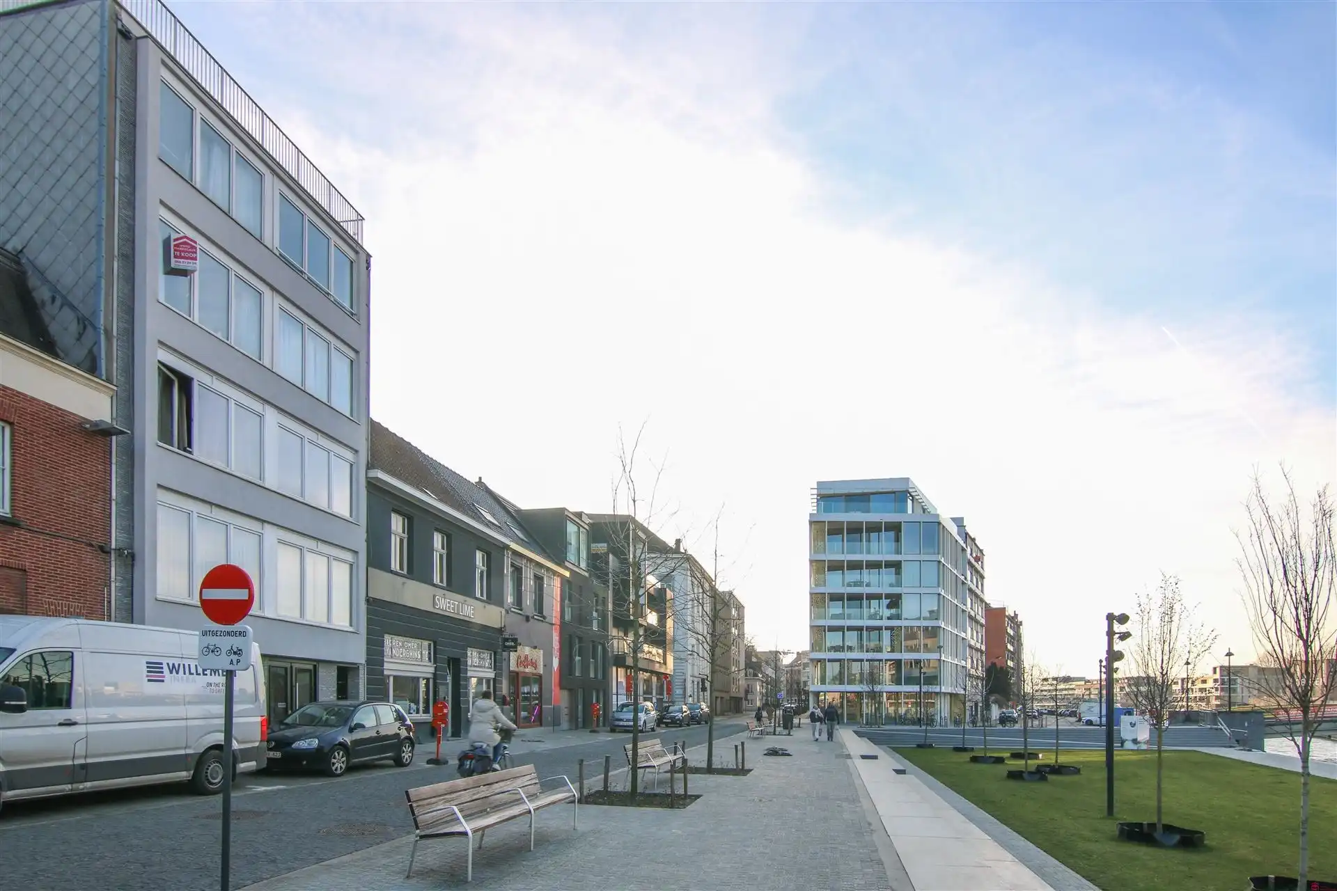 Studio langs de mooie Leieboorden foto 2