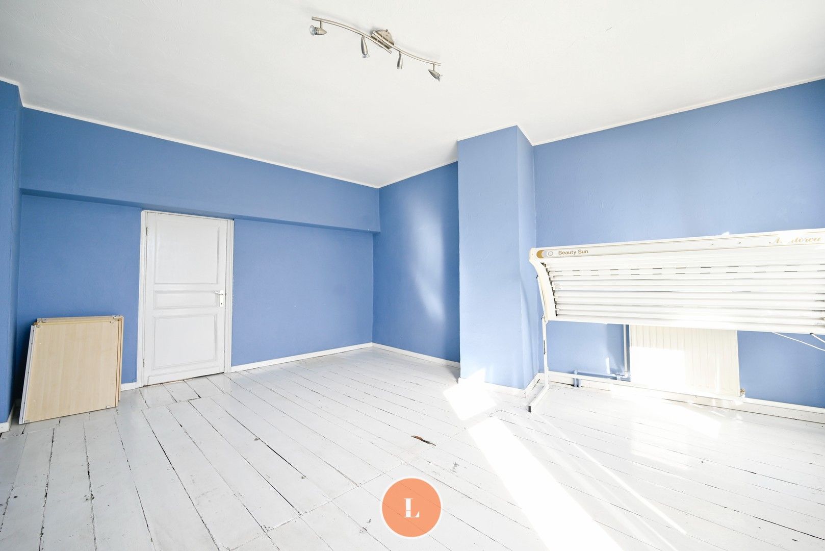 Handelspand met charmante gevel in hartje centrum Menen foto 14